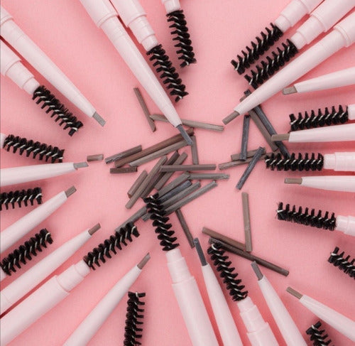 Lápiz de Cejas Eyebrow Definer Pencil - Beauty Creations Colombia